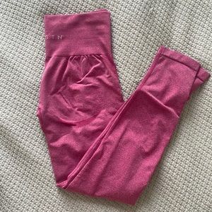 NVGTN Contour Leggings